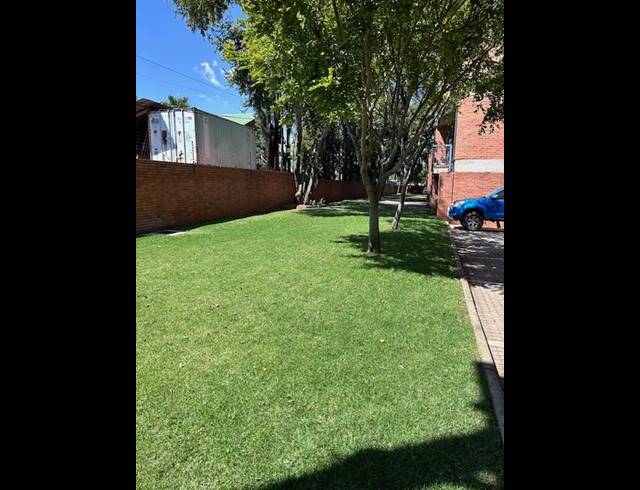 8 BEDROOM APARTMENT FOR SALE IN HATFIELD